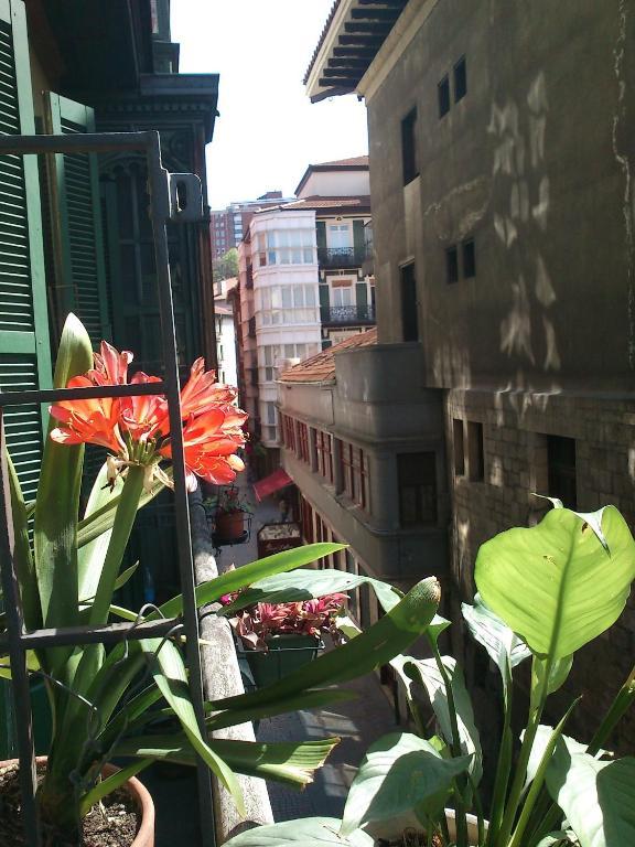 Roquefer Bilbao Central Rooms Экстерьер фото